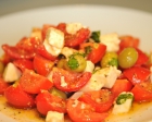 Salade de tomates, mozzarella et basilic